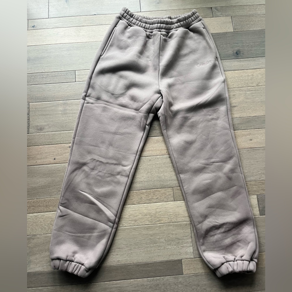 NEW! Comfrt Signature Sweatpants in Bark-Medium